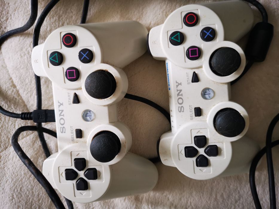 Ps3 com extras tudo a funcionar para desocupar