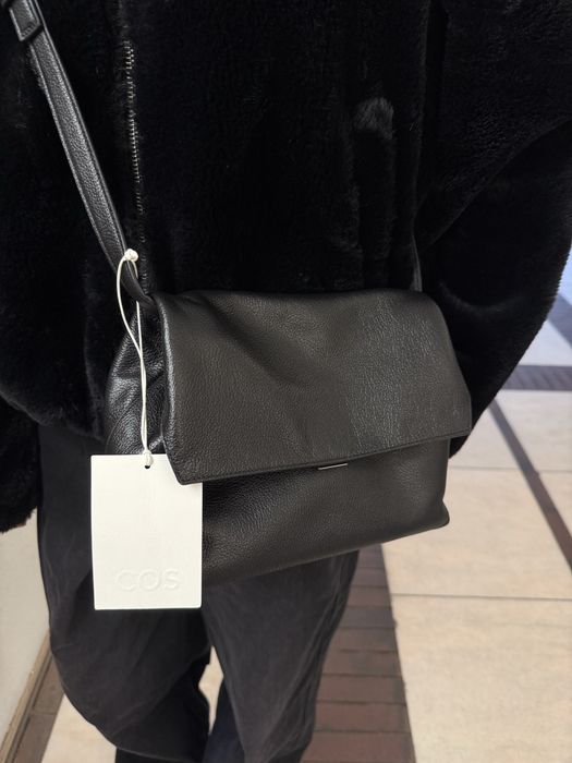 Новинка COS Trullo crossbody оригинал с бирками натуральная кожа