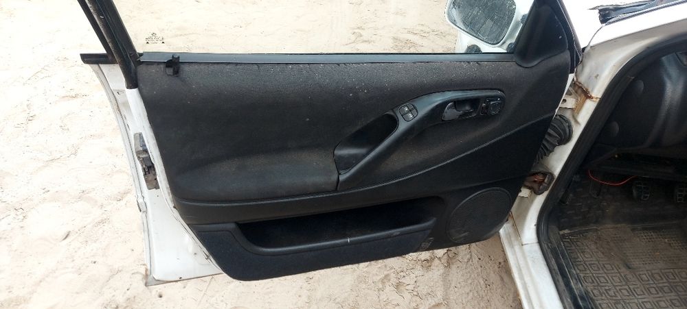 Пассат б4 б3 карти дверей дверные дверние карты кожа тряпка кармани б3