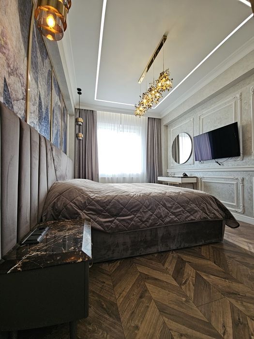 Продаётся эксклюзивная квартира с террасой в центре с паркоместами