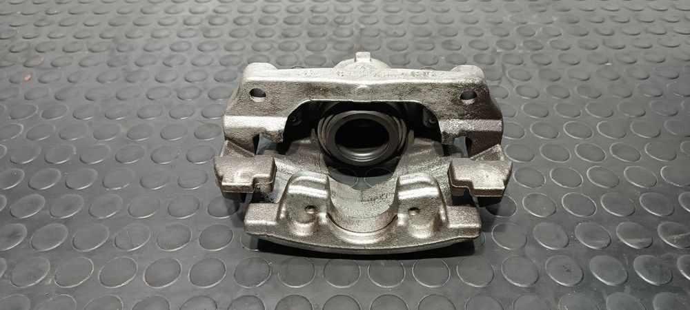 PINÇA DE TRAVÃO FRENTE ESQUERDA NISSAN JUKE (F16) ACENTA