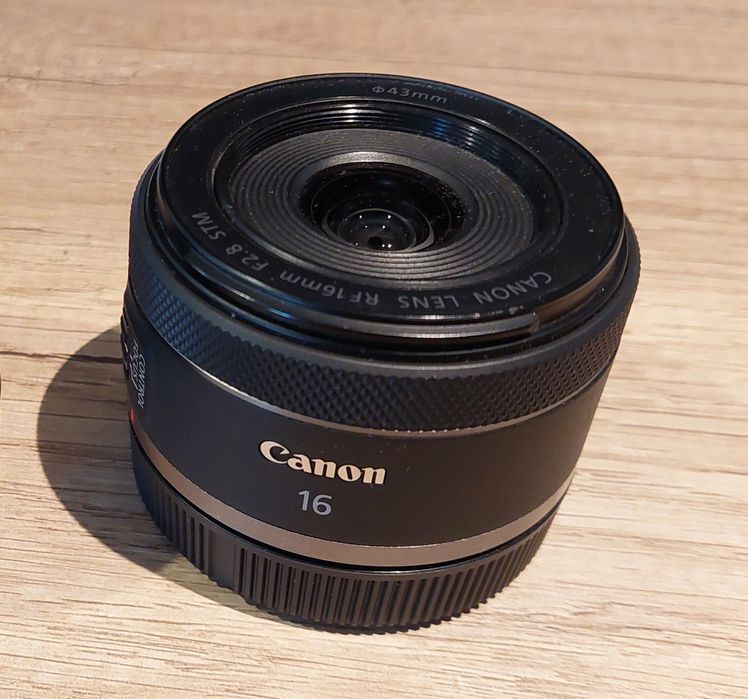Vendo lente Canon RF 16m F2.8 STM
