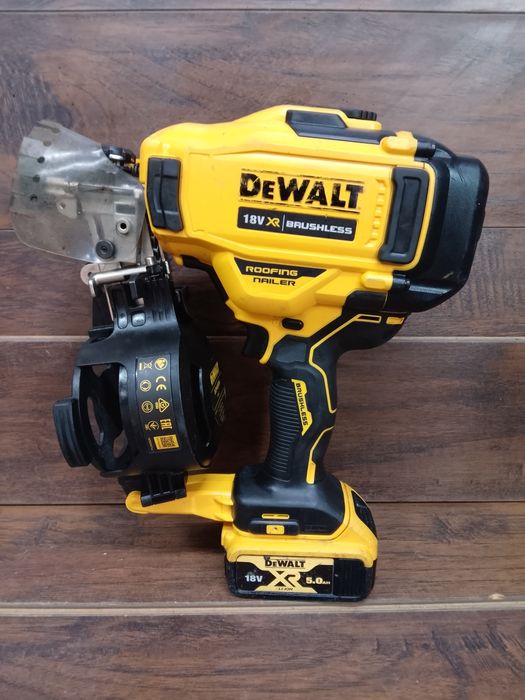 DeWalt DCN 45 RN Gwoździarka z baterią 5ah