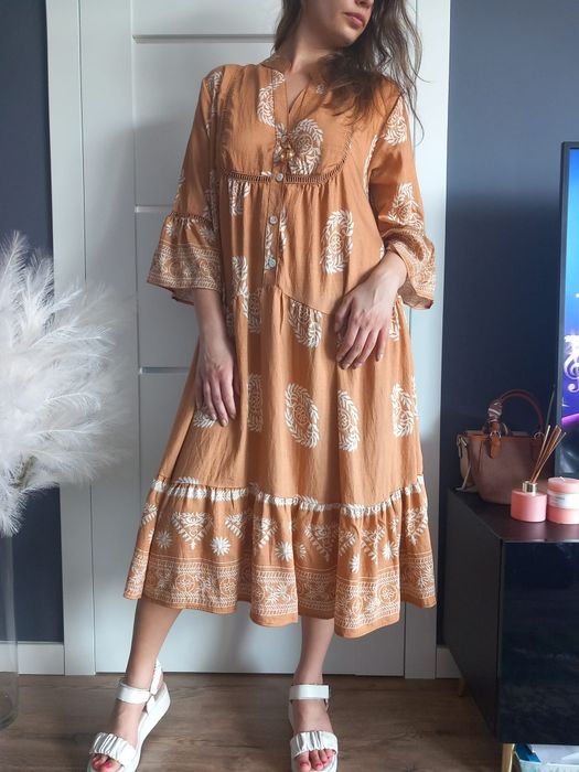 Piękna sukienka midi 2xl / 3xl