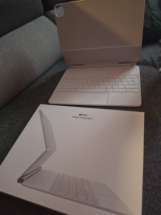 Apple Magic keyboard 12.9