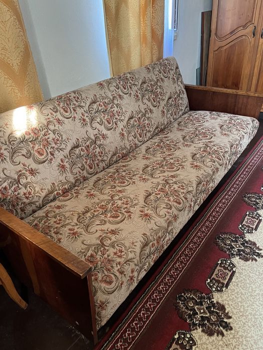 Розкладний диван