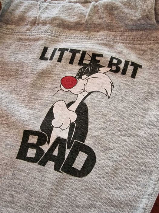 Calças cinzentas da Oysho