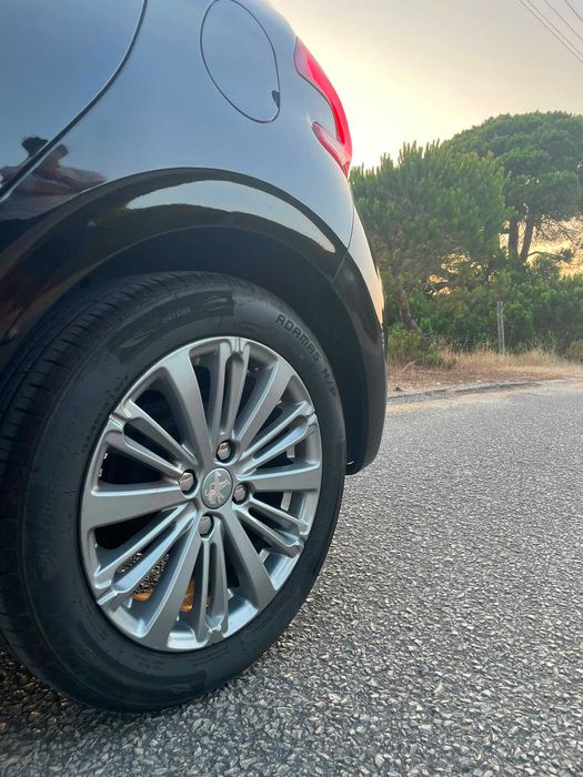 2017 Peugeot 208