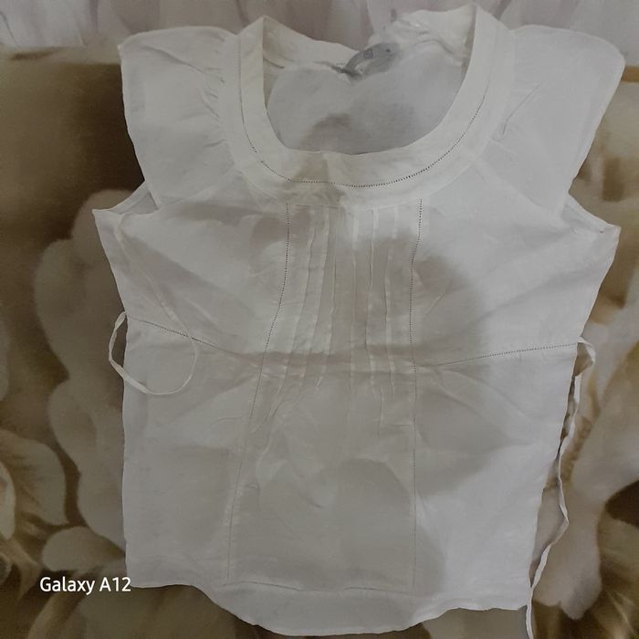 Блуза льон  розмір євро 16.нова,тканина приємна  з декором