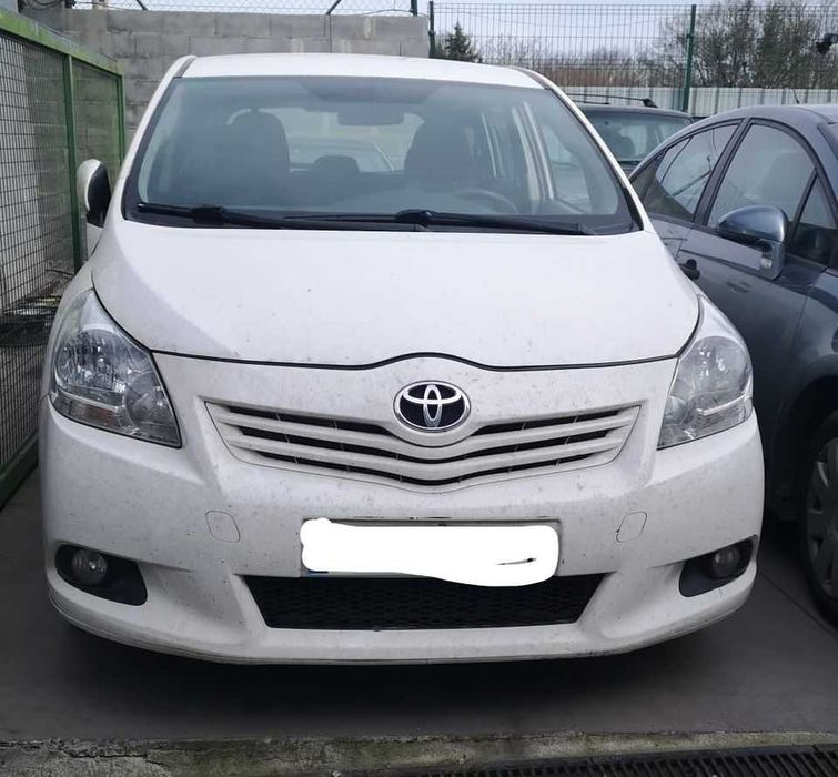 Toyota Verso 2.2 D4D 2011 | PARA PEÇAS |