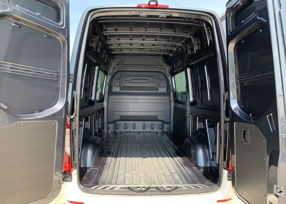 Auto mercedes Sprinter nowy
