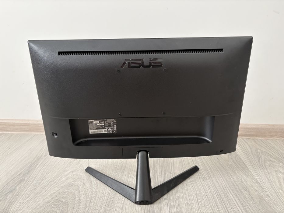 Монітор Asus 100Гц