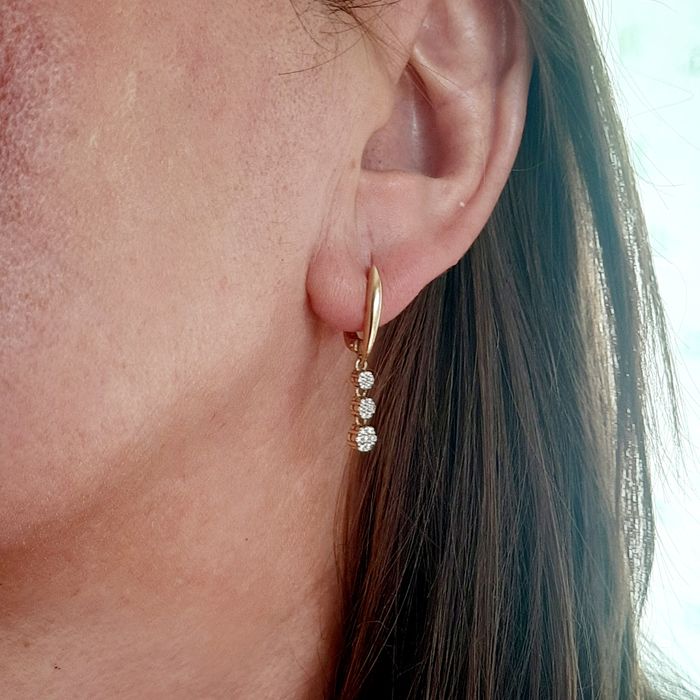 Золотые серьги с бриллиантами 3.54 гр. Новые