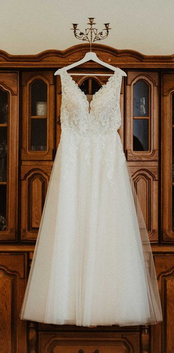 Suknia ślubna rozm. 42