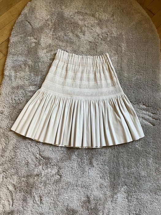 Красивая юбка под кожу Zara