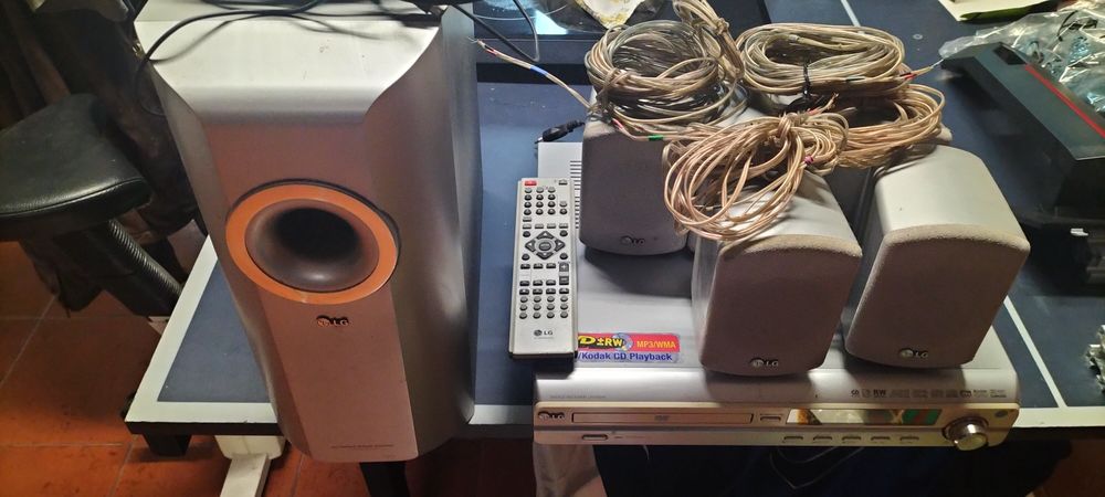 Sistema de som LG DVD 25W