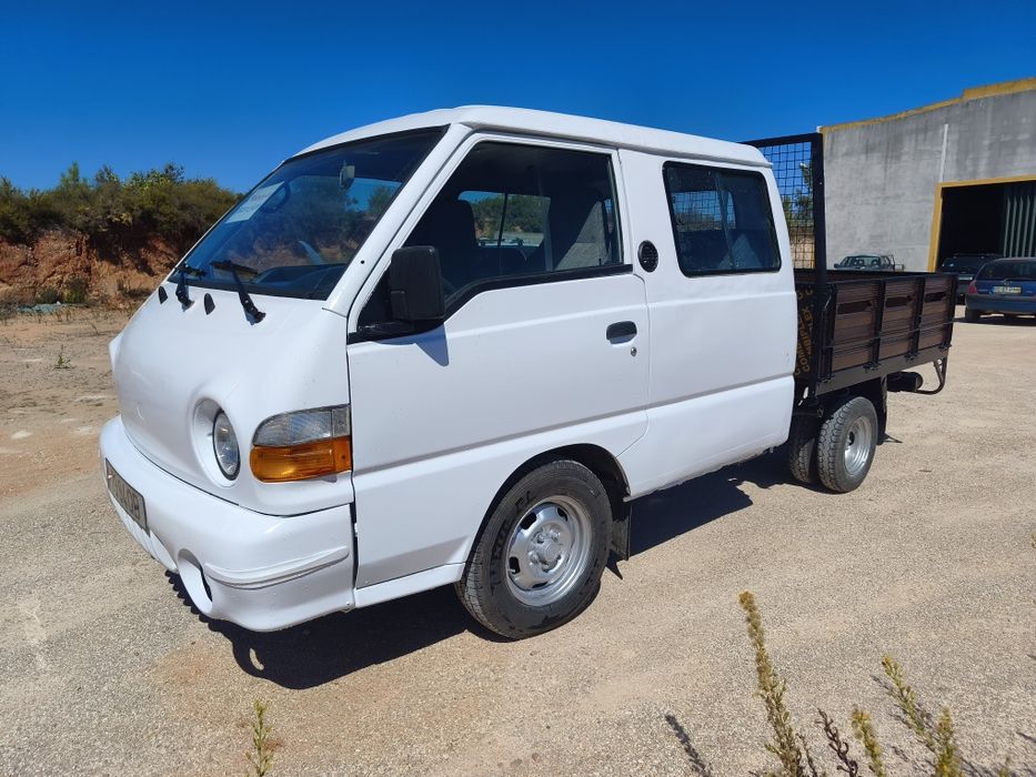 Hyundai H100 Caixa Aberta 6 Lugares - 156 mil KMS Ideal para o trabalho (TODA RESTAURADA COMO NOVA)