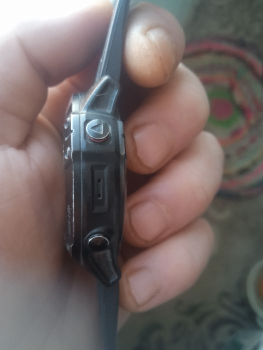 Чяси fenix 6x Gorila glass