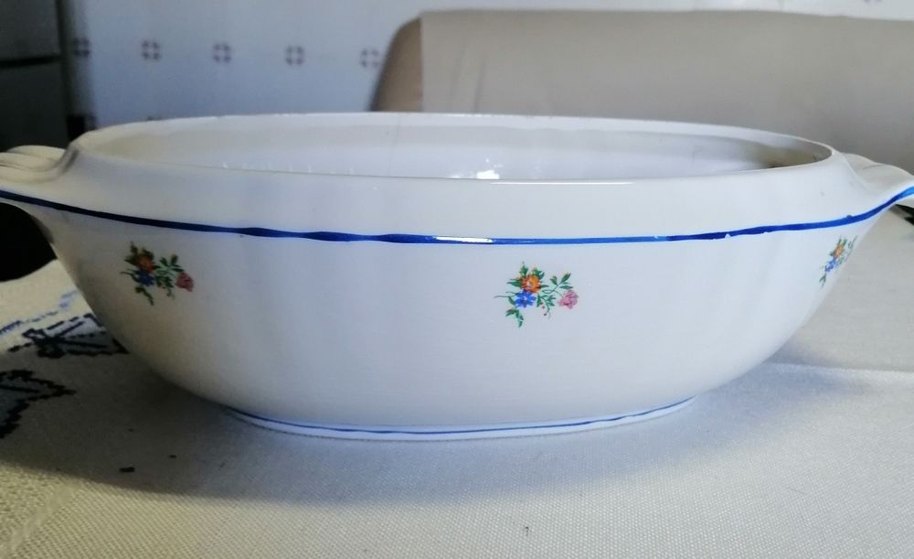 Terrina louça Sacavém