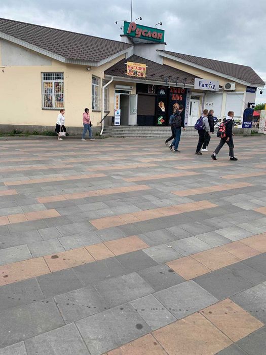 Здам комерційне приміщення на привокзальній площі!