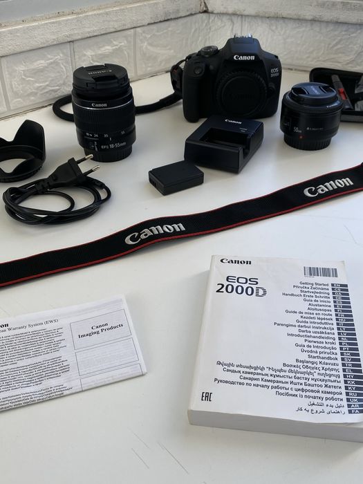 Canon 2000d com 2 lentes