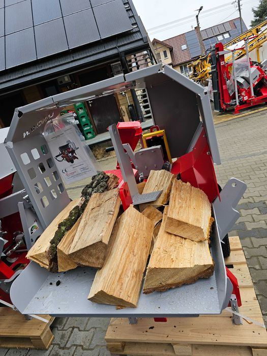 Profesjonalna słoweńska łuparka Lancman SLX10 napęd WOM z ciągnika