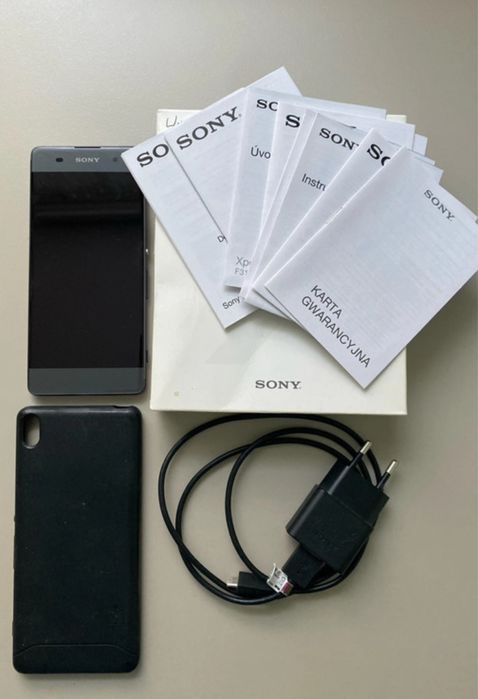 Telefon Sony Xperia XA F3111 czarny