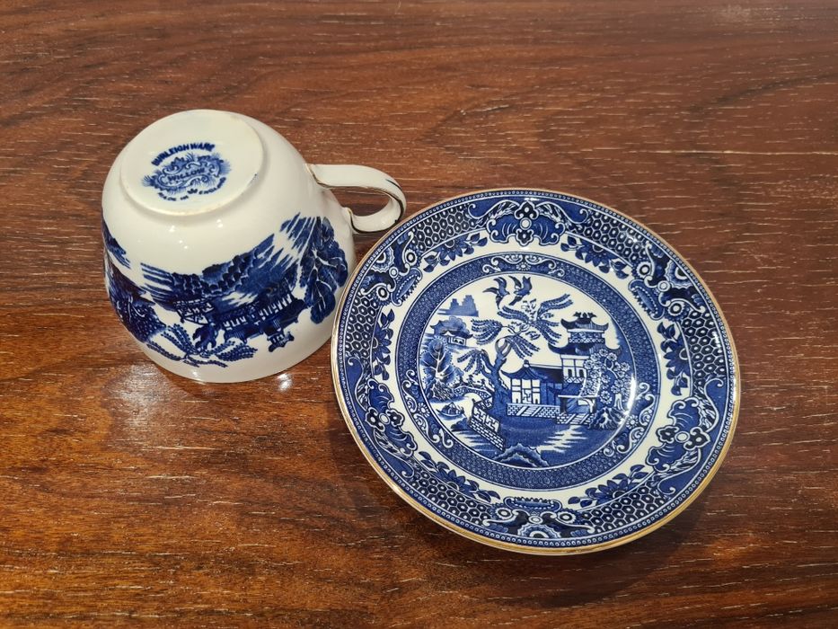 Chávenas  e torteira inglesas Burleigh ware