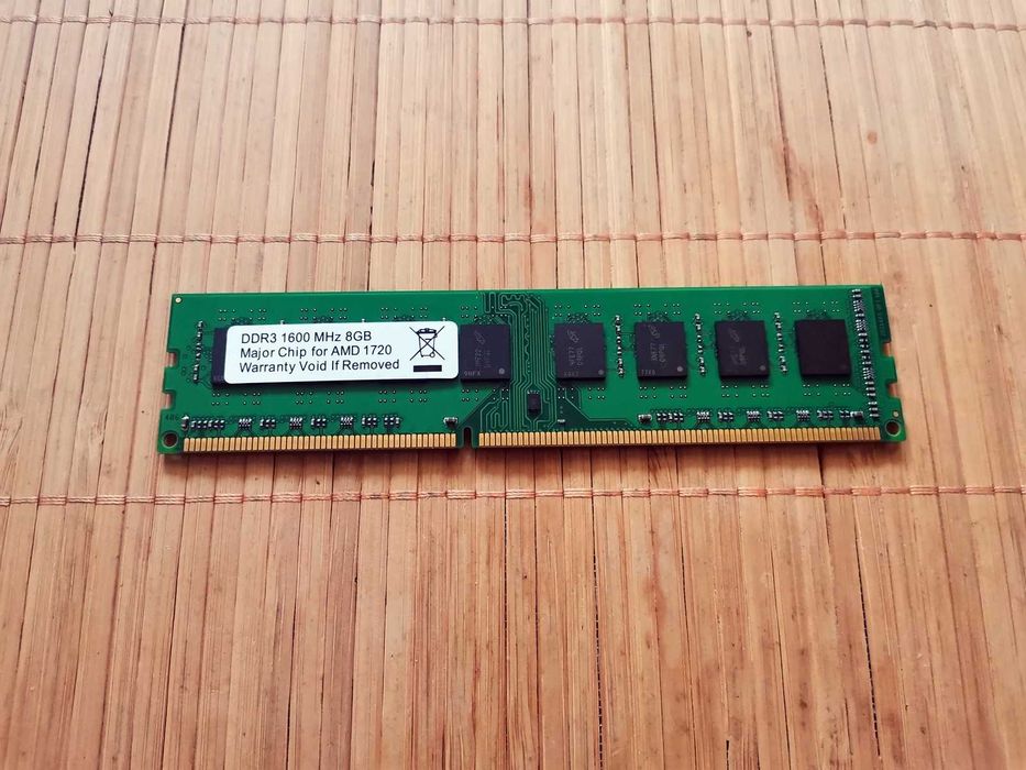 DDR3 AMD 8GB Major 12800