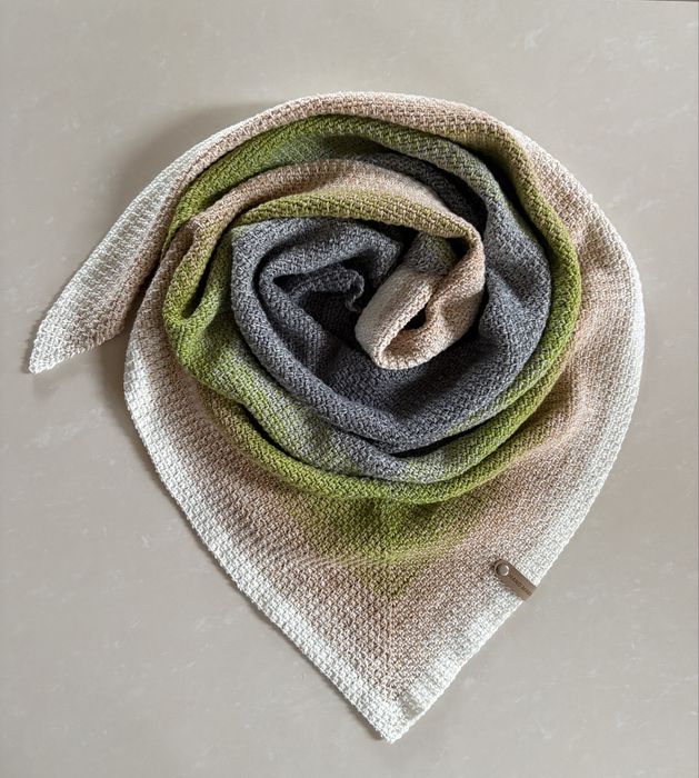 Chusta szydełkowa mech