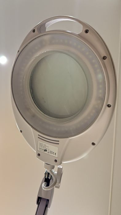 Лампа лупа косметологічна LED 3D 12W