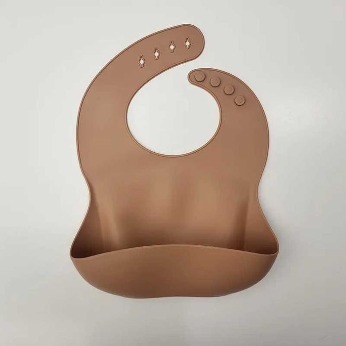 Babete ajustável em silicone