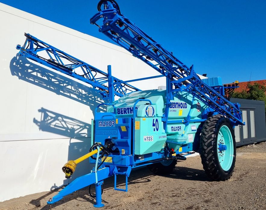 Opryskiwacz Berthoud Maxor  plus 27m/24m/21m/15m 4000l wlasna hydrauli