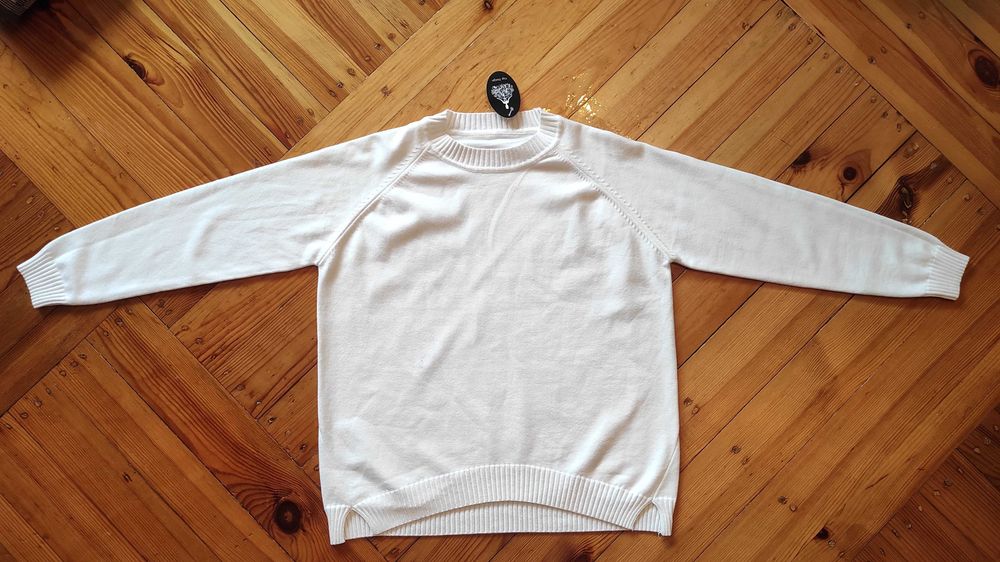 BIAŁY sweter ze ZŁOTYMI skrzydłami