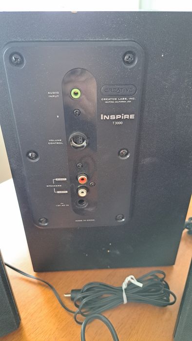 Sistema de Som Creative Inspire T 3000