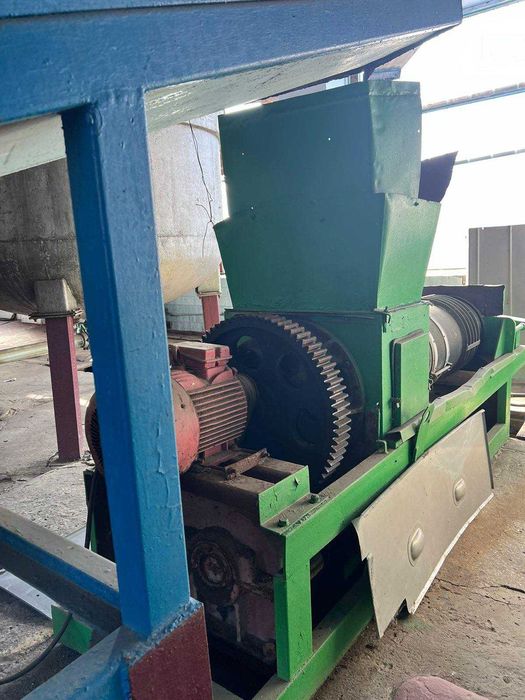 Пресс виноградный шнековый ВПО-20 ; 30; Т1 ВПО-21  4 штуки