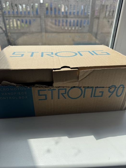 Фрезер для манікюру і педикюру Strong 90