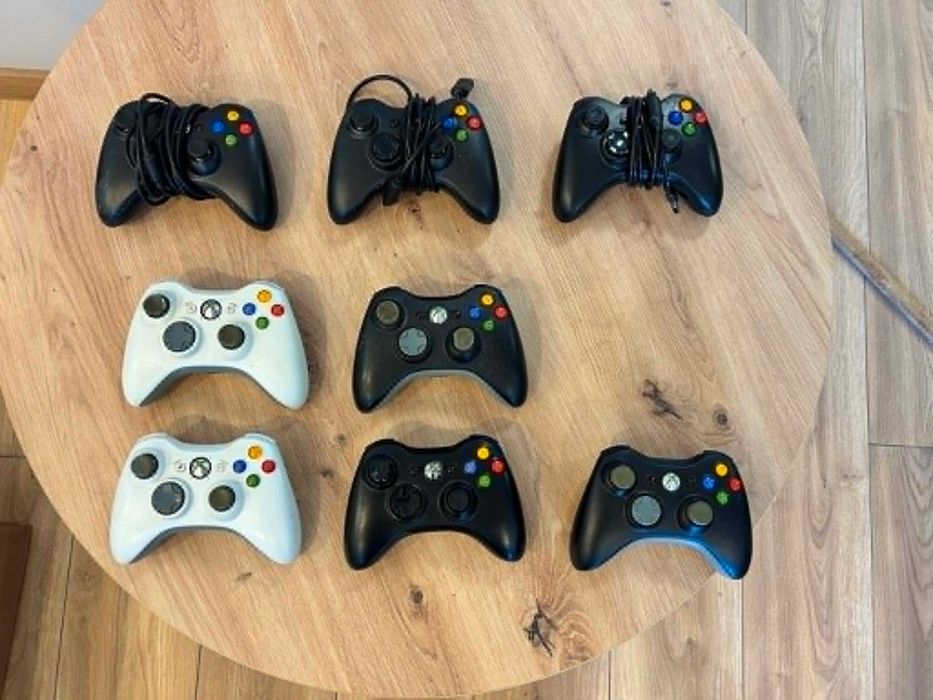 Xbox 360 x3 + 8 padów + Kinect + 3 dyski + 50-60 gier + akcesoria MEGA ZESTAW