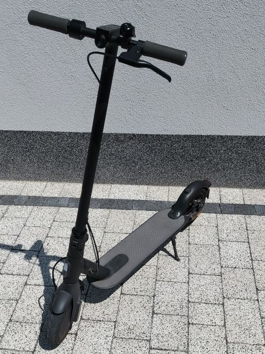 Hulajnoga elektryczna Xiaomi mi essential