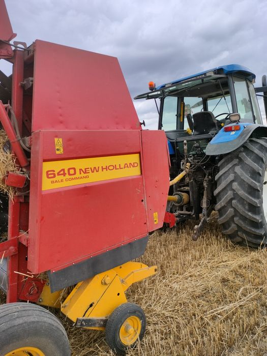 Prasa New Holland 640