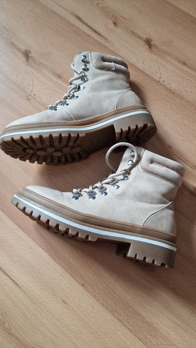 Buty damskie 37 botki sznurowane