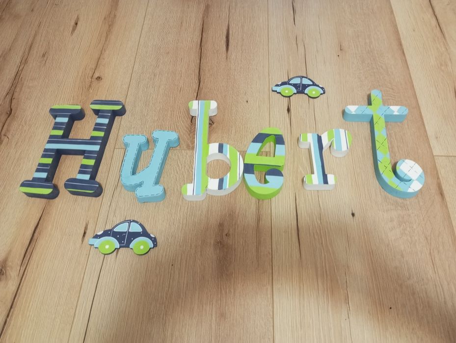 Napis styropianowy na ścianę imię Hubert