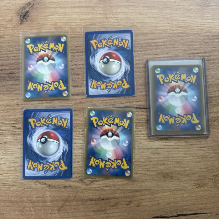 Cartas Pokemon Diversas