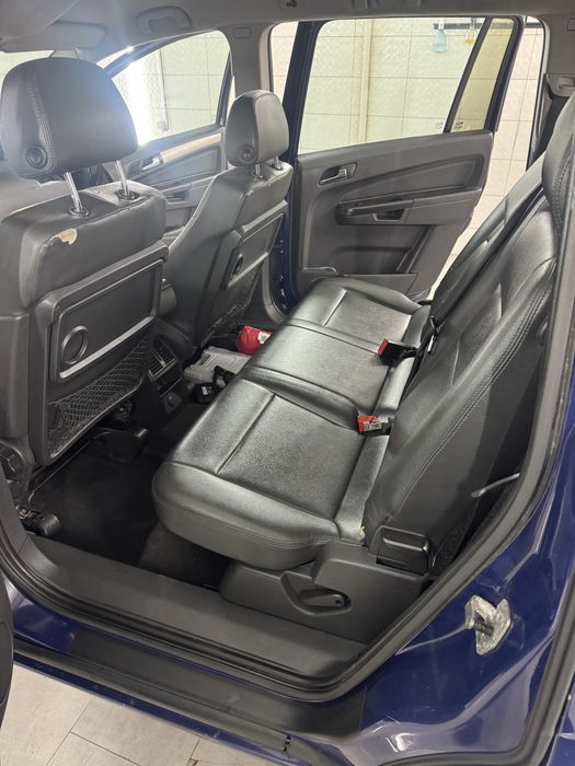 Продам Opel ZAFIRA 1.9 дизель, Автомат (Aisin, 6 ст.) 17 диски, 2009р.