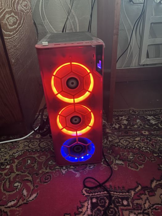 Компютер та монітор Ryzen 5 3600 + RX 580 nitro+ 8gb