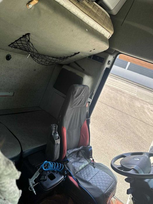 Vendo Empresa de transportes de Mercadorias,