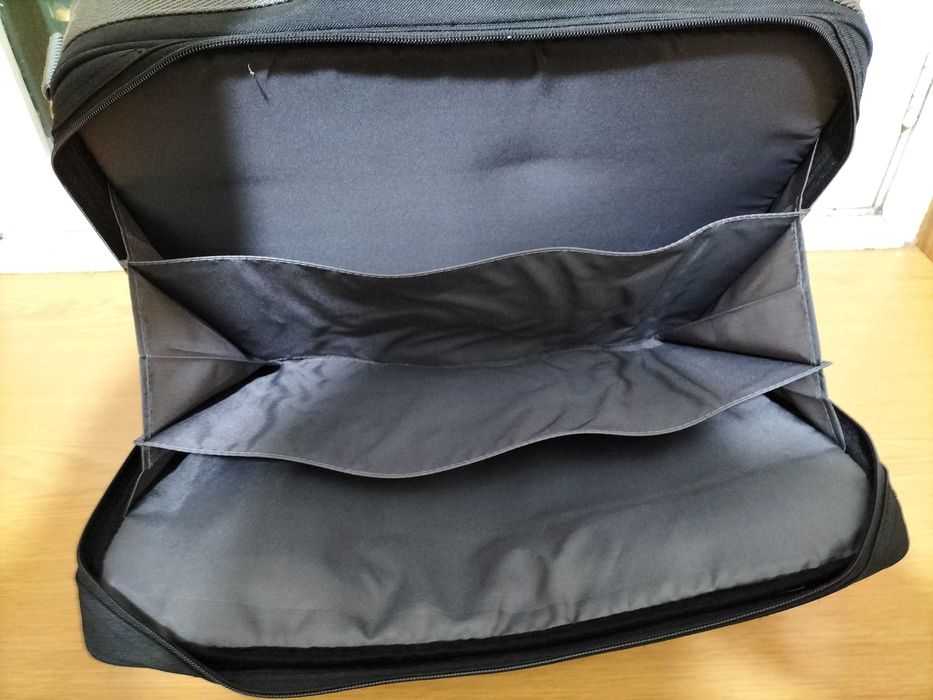 Mala preta para portátil, portes de envio incluídos