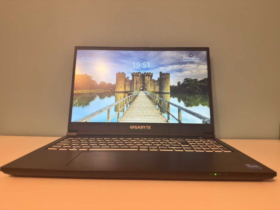 Gigabyte G5 KF i5-13500H 16GB RTX4050