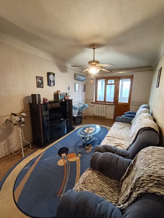 Затишна 3-к квартира 55.6 м² зі зручним переплануванням | Від власника, «заходь і живи». Район 44-го кварталу, вул. Романа Шухевича.