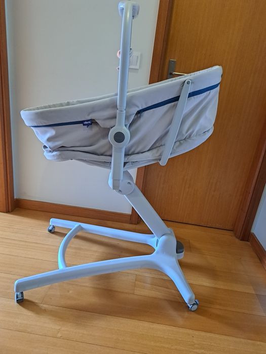 Babyhug Chicco usado